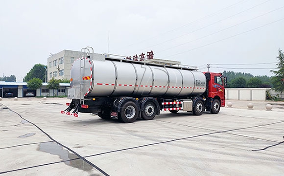 車罐一體生鮮乳拉運車