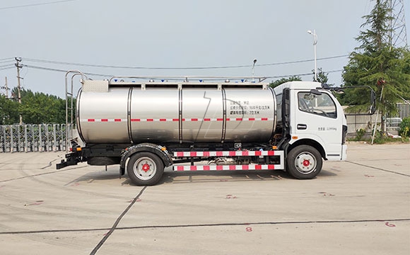 東風(fēng)多利卡<a href=http://www.3322ll.com/ target=_blank class=infotextkey>鮮奶運(yùn)輸車</a>