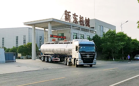 36方鮮奶槽罐車