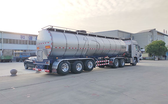36方鮮奶槽罐車