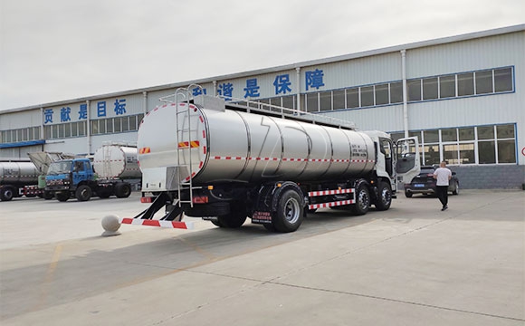 一體式拉奶運輸車