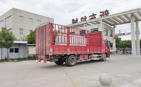 不銹鋼保溫運輸罐