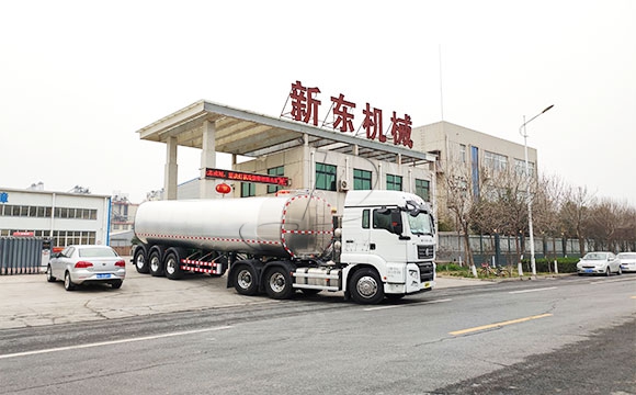 30噸奶罐車