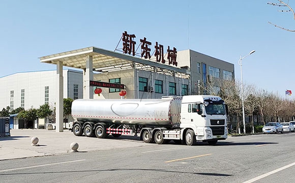 液態(tài)鮮奶運輸物流車