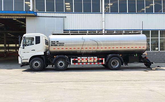 鮮奶運(yùn)輸罐車